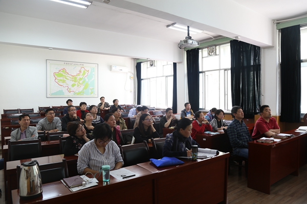 地学院老师培训 - 副本.JPG