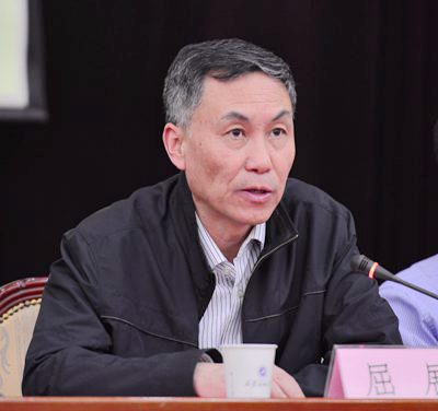 屈_6826 - 副本.JPG