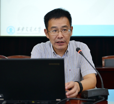 主讲人_3172 - 副本.JPG